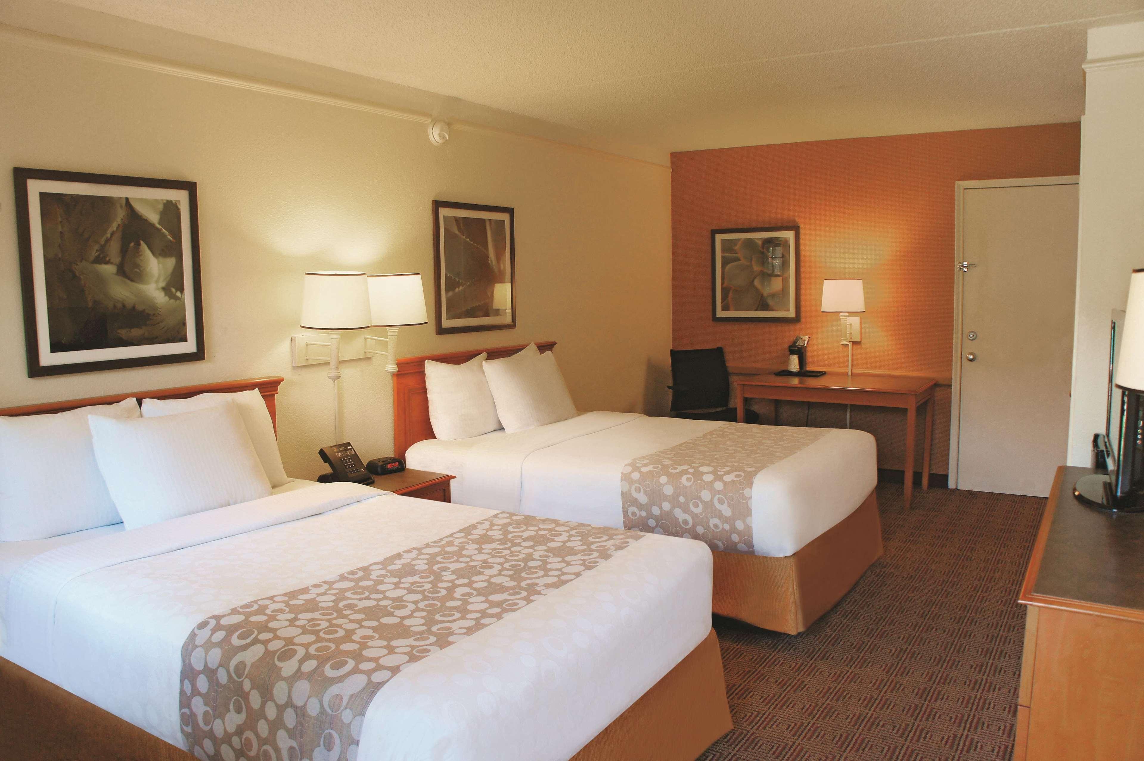 Baymont By Wyndham Houston La Porte Extérieur photo